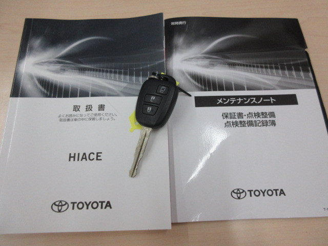 トヨタ ハイエース 小型 その他 3BA-TRH214W(105654) 5枚目