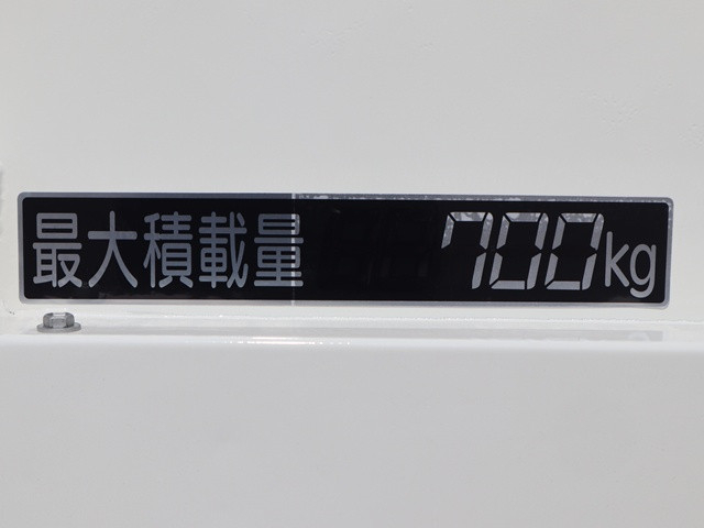 トヨタ ライトエース 小型 平ボディ GK-KM70(109215) 18枚目