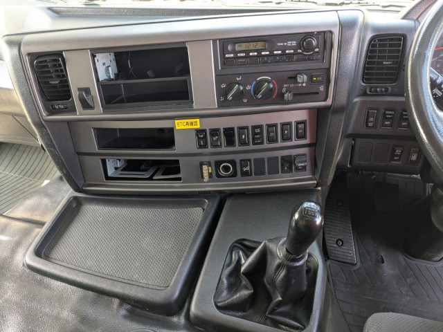 日野 プロフィア 大型 ウィング QPG-FW1EZEG(109121) 10枚目