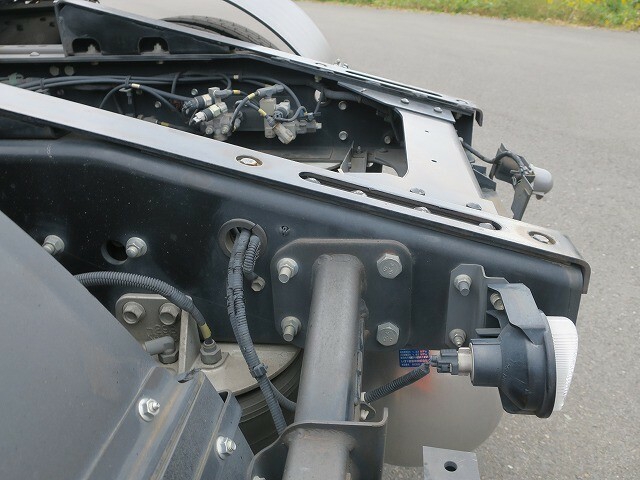 いすゞ ギガ 大型 トラクタ 2KG-EXD52CD(35500) 10枚目