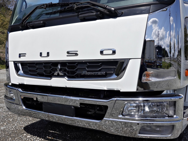 Mitsubishi Fuso fighter Middle Wing body 2KG-FK65F(103164) 4枚目