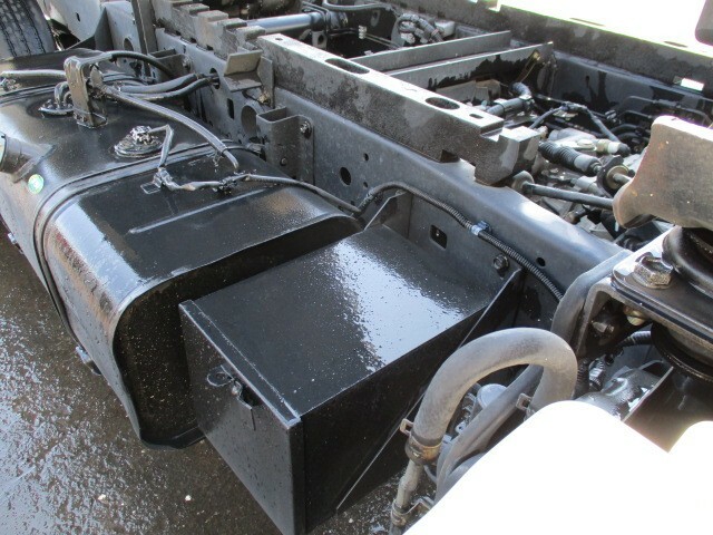 日野 デュトロ 小型 平ボディ PB-XZU351T(31406) 9枚目