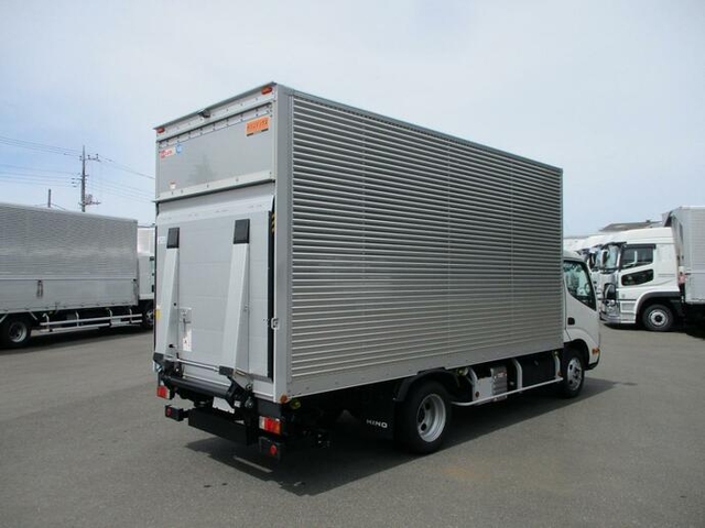 Hino dutro Small Box body 2RG-XZU655M(10336) 3枚目