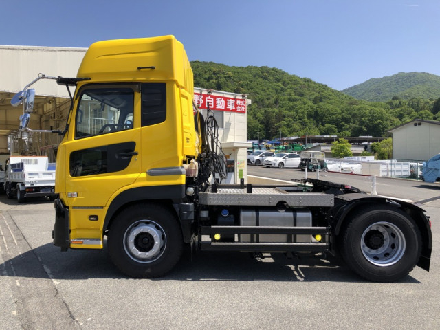 UDトラックス（日産） クオン 大型 トラクタ 2RG-GK5DAB(105638) 8枚目