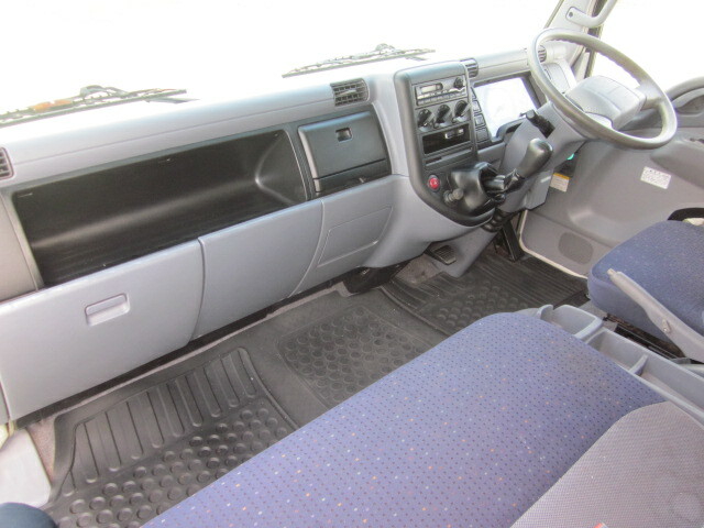 三菱ふそう キャンター 小型 ウィング PA-FE82DG(11947) 8枚目