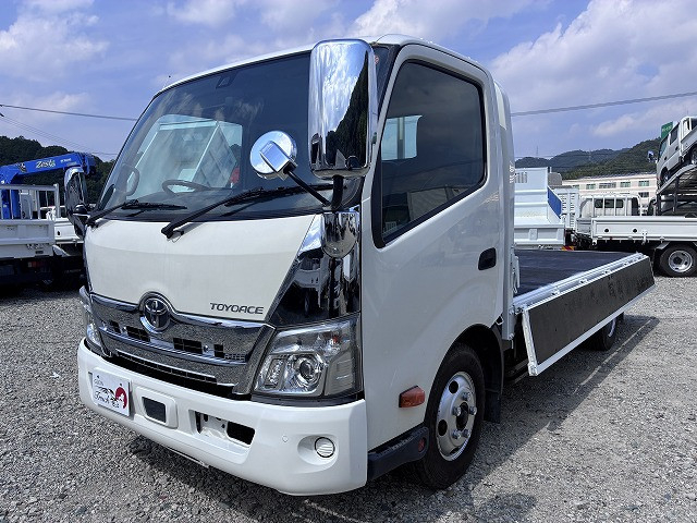 トヨタ トヨエース 小型 平ボディ 2RG-XZC710(112265) 9枚目