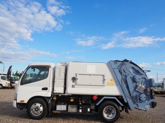 日野 デュトロ 小型 塵芥車（プレス式） TPG-XZU600X(109595) 2枚目