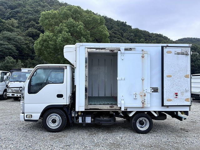 いすゞ エルフ 小型 冷蔵冷凍バン TPG-NHR85AN(112070) 11枚目