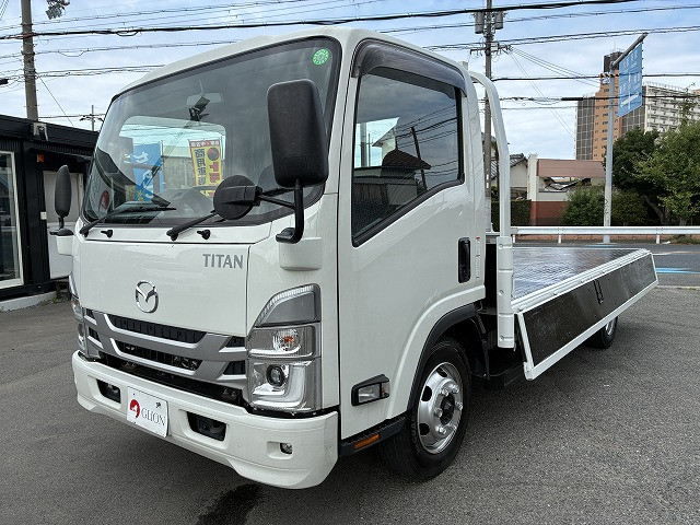 マツダ タイタン 小型 平ボディ 2RG-LPR88AR(110197) 9枚目