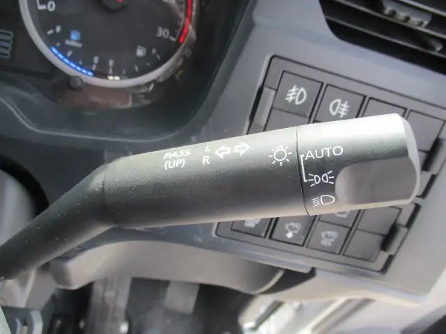 日産自動車 クオン 大型 トラクタ 2RG-GK5DAB(108643) 39枚目