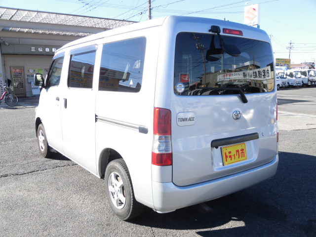 トヨタ タウンエース 小型 バン DBF-S402M(77986) 4枚目