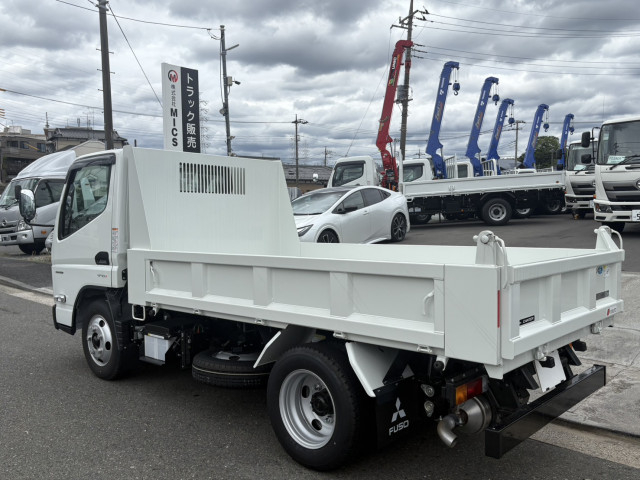 三菱ふそう キャンター 小型 土砂ダンプ 2RG-FBA60(106265) 4枚目