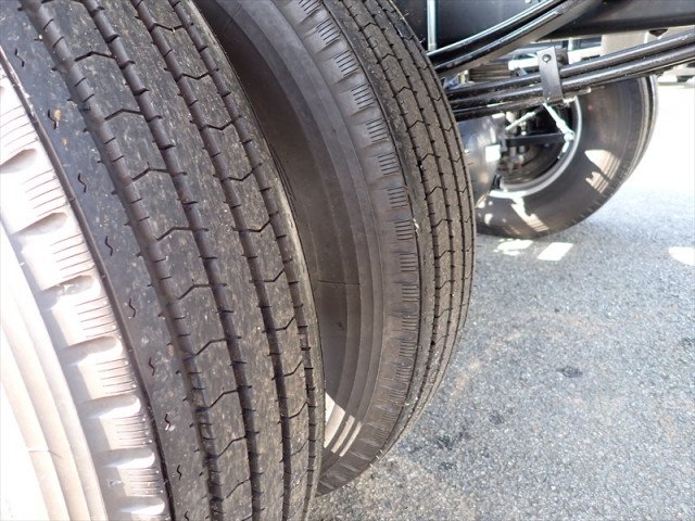 いすゞ フォワード 中型 コンテナ専用車 2RG-FRR90S4(113980) 18枚目