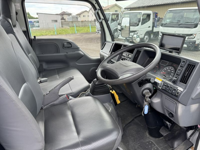 いすゞ エルフ 小型 コンテナ専用車 TPG-NKR85AN(110886) 20枚目