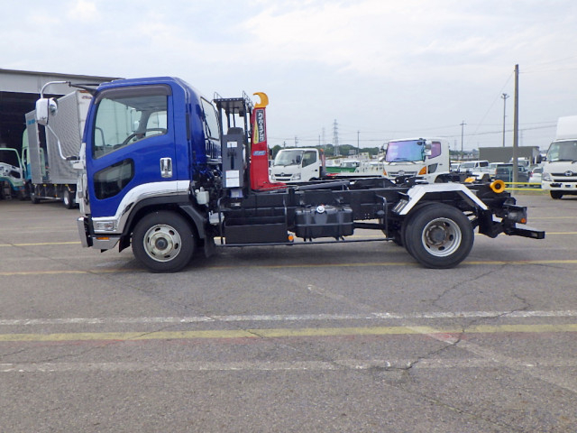 いすゞ フォワード 中型 コンテナ専用車 TKG-FRR90S2(110002) 4枚目
