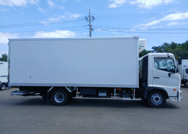 日野 レンジャー 中型 冷蔵冷凍バン 2KG-FC2ABA(109745) 4枚目
