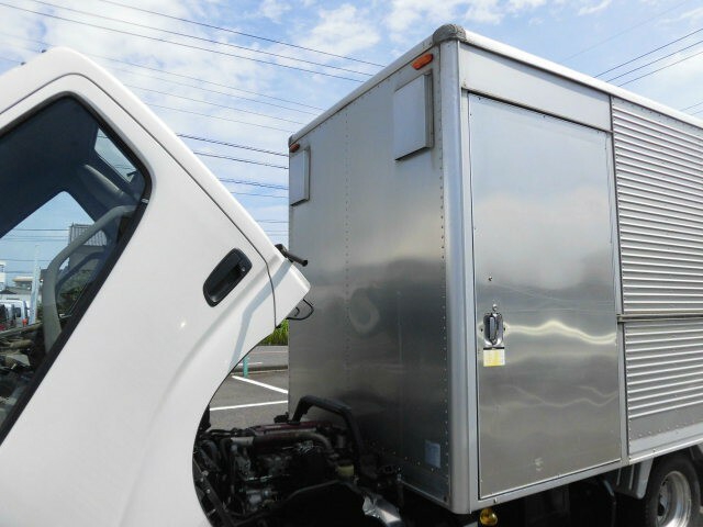 トヨタ トヨエース 小型 バン BDG-XZU308(7172) 10枚目