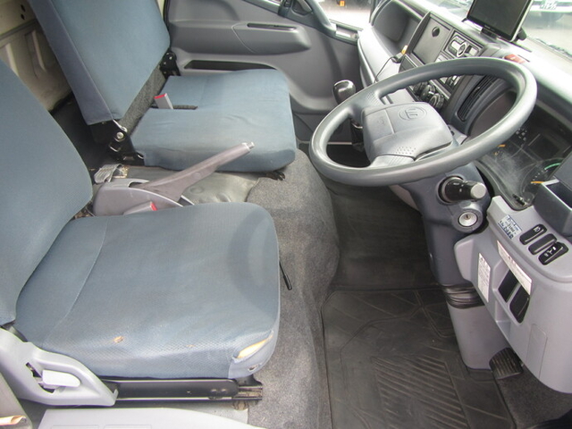 Nissan UD kazet Small Freezer box_body TPG-FEB8Y(38686) 29枚目