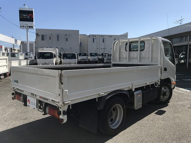 日野 デュトロ 小型 平ボディ 2RG-XZU605M(113100) 6枚目