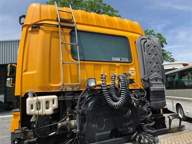 いすゞ ギガ 大型 トラクタ LKG-EXD52AG(37782) 10枚目