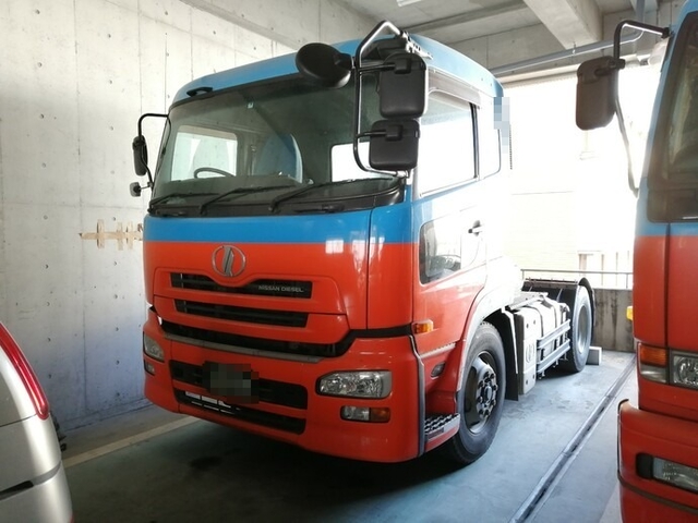 UDトラックス（日産） クオン 大型 トラクタ AKG-GK4XAB(5652) 1枚目