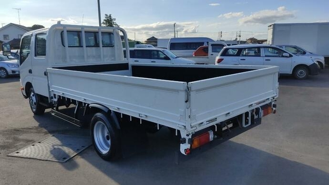 Hino dutro Small Double cab TKG-XZU665M(12370) 6枚目