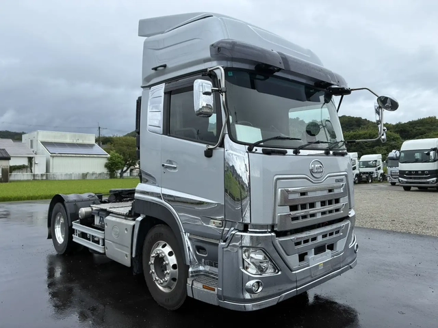 日産自動車 クオン 大型 トラクタ 2PG-GK5AAD(111415) 3枚目