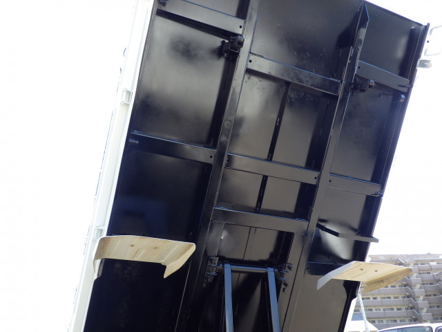 三菱ふそう キャンター 小型 土砂ダンプ 2RG-FBA60(113321) 30枚目