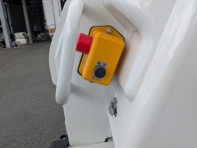 三菱ふそう キャンター 小型 塵芥車（プレス式） 2RG-FEAV0(111469) 39枚目