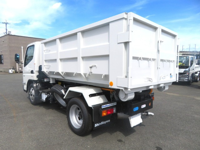 三菱ふそう キャンター 小型 コンテナ専用車 2RG-FBAV0(108792) 8枚目