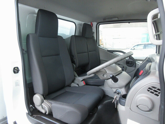 日産自動車 アトラス 小型 バン SKG-TZ3F24(7983) 33枚目