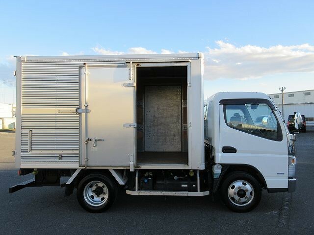 三菱ふそう キャンター 小型 バン TKG-FEA50(37346) 8枚目