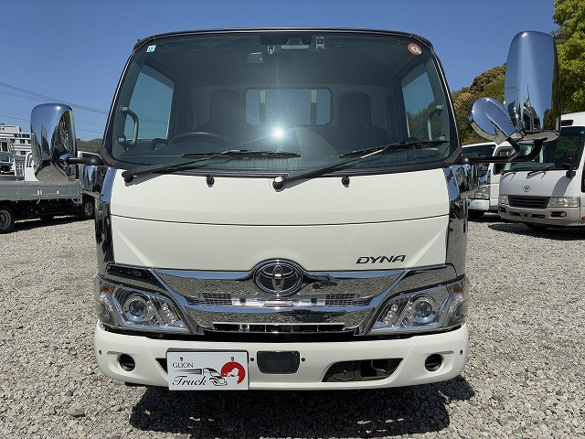 Toyota dyna Small Flat body 2PG-XZU605(105312) 2枚目