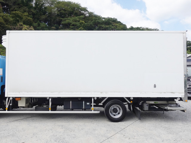 日野 レンジャー 中型 冷蔵冷凍バン TKG-FD9JLAA(111791) 8枚目
