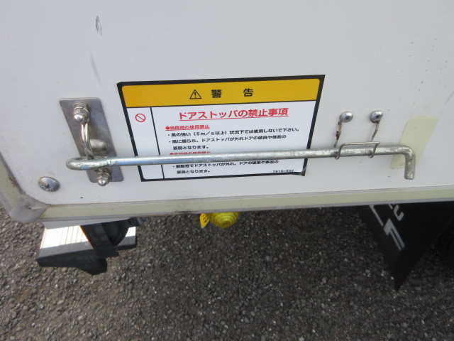 いすゞ エルフ 小型 バン TRG-NHS85AN(109769) 38枚目