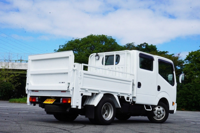 日産自動車 アトラス 小型 Wキャブ CBF-SQ2F24(112646) 2枚目