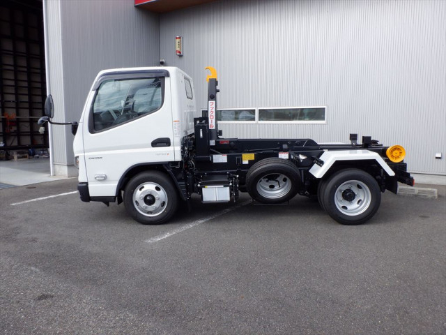 三菱ふそう キャンター 小型 コンテナ専用車 2RG-FBAV0(102180) 3枚目