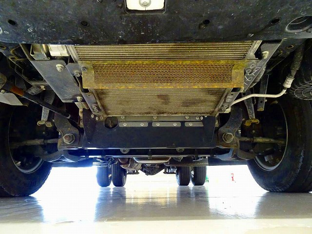 いすゞ エルフ 小型 平ボディ 2RG-NJR88A(111909) 32枚目