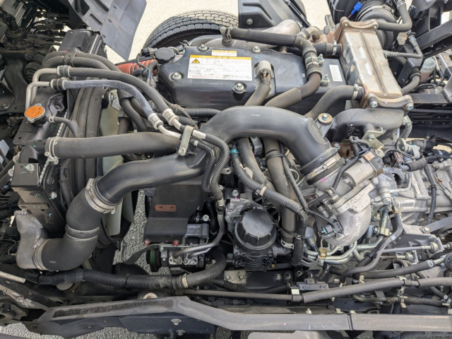 UDトラックス（日産） コンドル 中型 ウィング 2RG-BRR90T2(105291) 43枚目