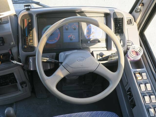日野 リエッセ 中型 バス KC-RX4JFAA(35516) 16枚目