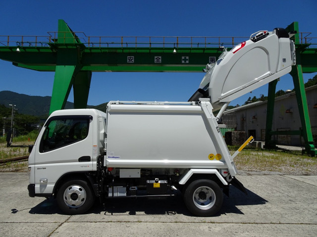 三菱ふそう キャンター 小型 塵芥車（プレス式） 2RG-FEAV0(113502) 7枚目