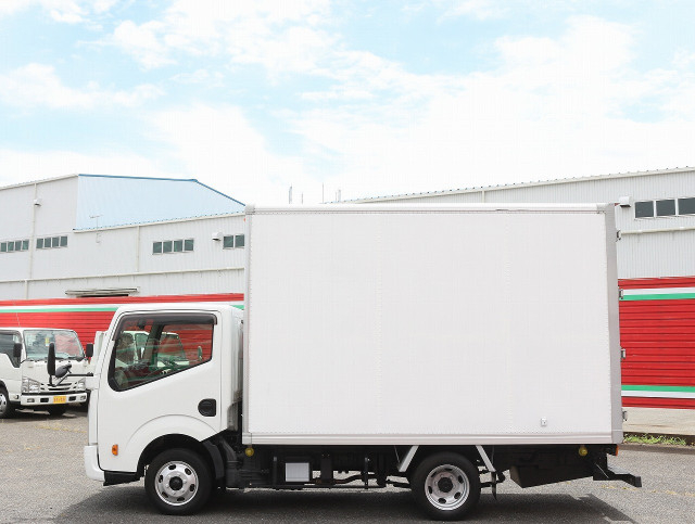 日産自動車 アトラス 小型 バン CBF-SQ2F24(110275) 8枚目