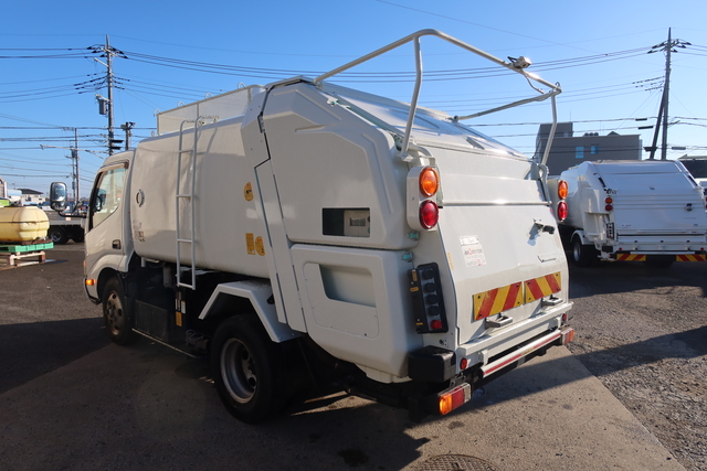 トヨタ ダイナ 小型 塵芥車（回転式） TKG-XZU600H(108205) 5枚目