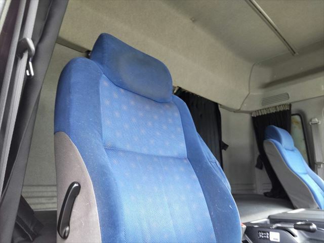 いすゞ ギガ 大型 トラクタ QKG-EXD52AD(9397) 23枚目