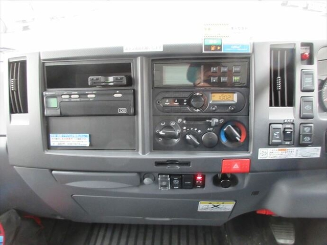 いすゞ エルフ 小型 冷蔵冷凍バン 2RG-NPR88AN(8545) 23枚目
