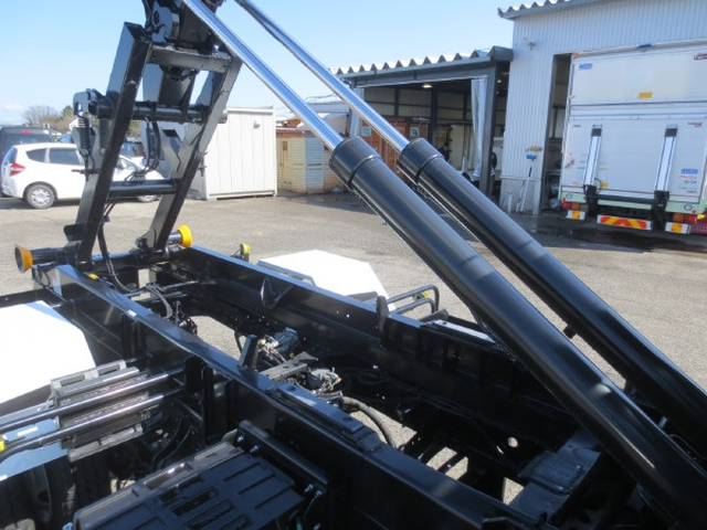 三菱ふそう ファイター 中型 コンテナ専用車 2KG-FK72F(101977) 13枚目