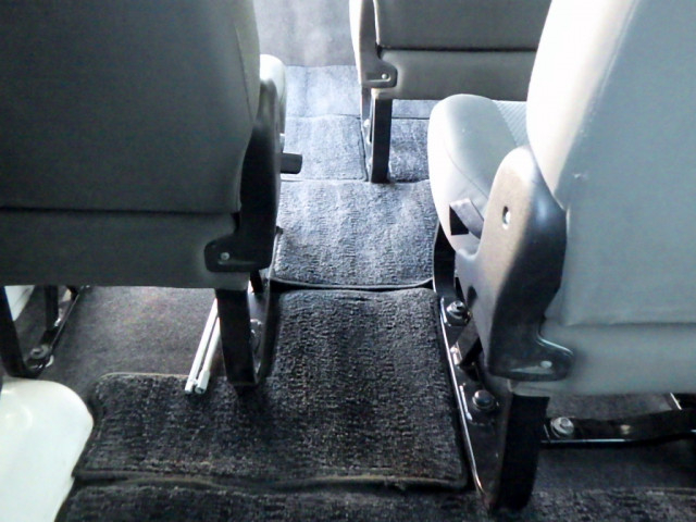 日産自動車 キャラバン 小型 バス CBA-KS2E26(113971) 40枚目