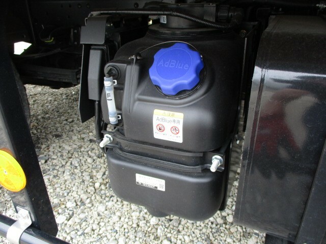 いすゞ エルフ 小型 バン 2RG-NPR88AN(6817) 39枚目