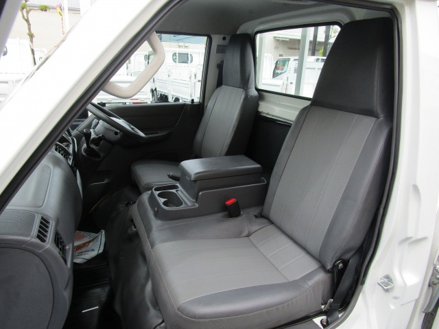 日産自動車 バネット 小型 平ボディ ABF-SKP2TN(109071) 32枚目
