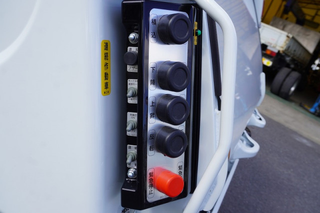三菱ふそう キャンター 小型 塵芥車（プレス式） 2RG-FEAV0(113775) 18枚目